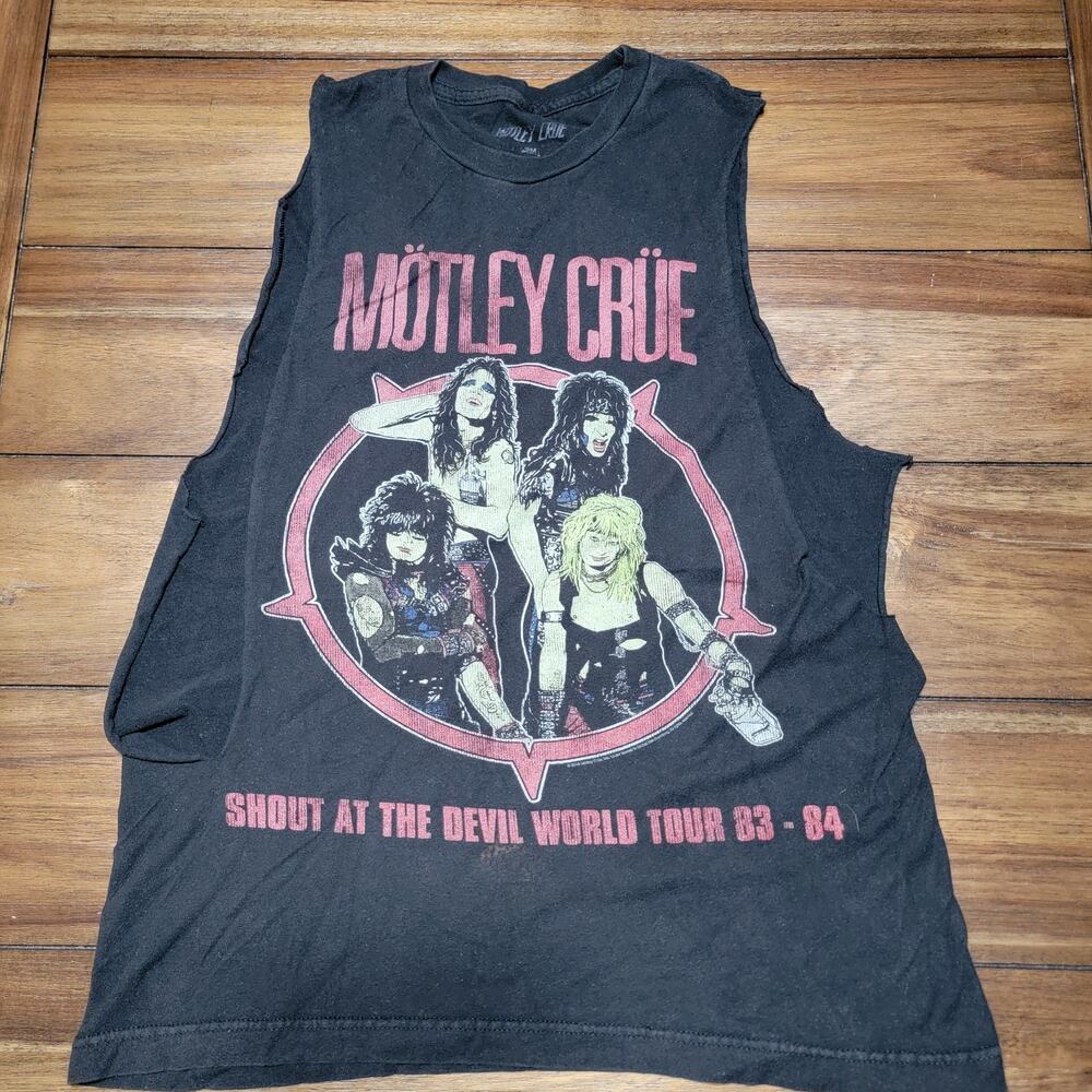 Motley Crue Deep Cut Tank Top "Shout At The Devil World Tour 83-84" - Size Small